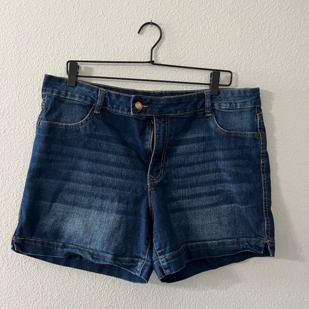 d. Jeans Denim Shorts Plus 16